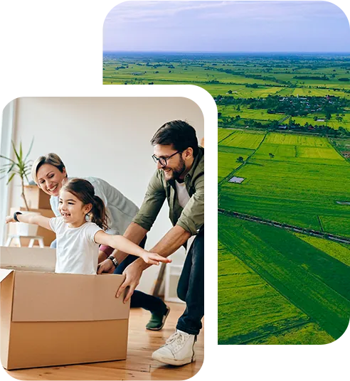 Família brincando entre caixas de mudança na casa nova, ao lado de uma vista aérea de campos
